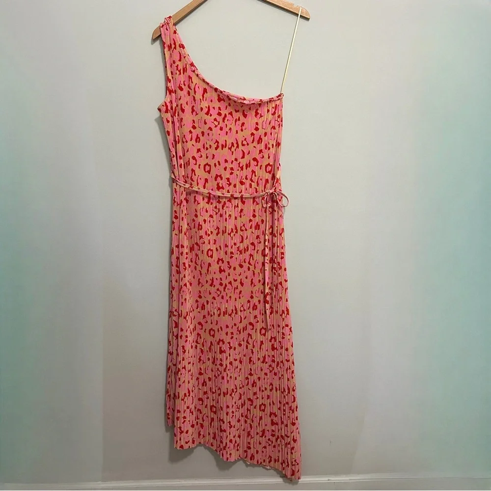 River Island Pink Leopard One Shoulder Plisse Maxi Dress NWT Women’s Size 10 - Picture 4 of 11